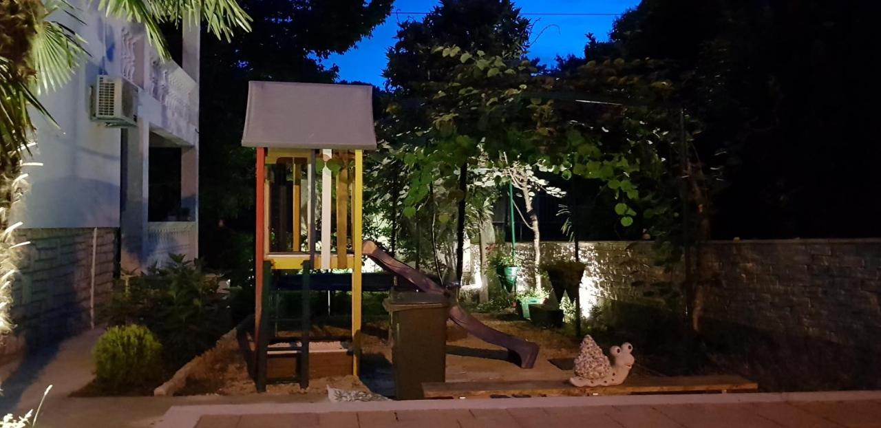 Villa Tea T Biograd Na Moru Exterior foto